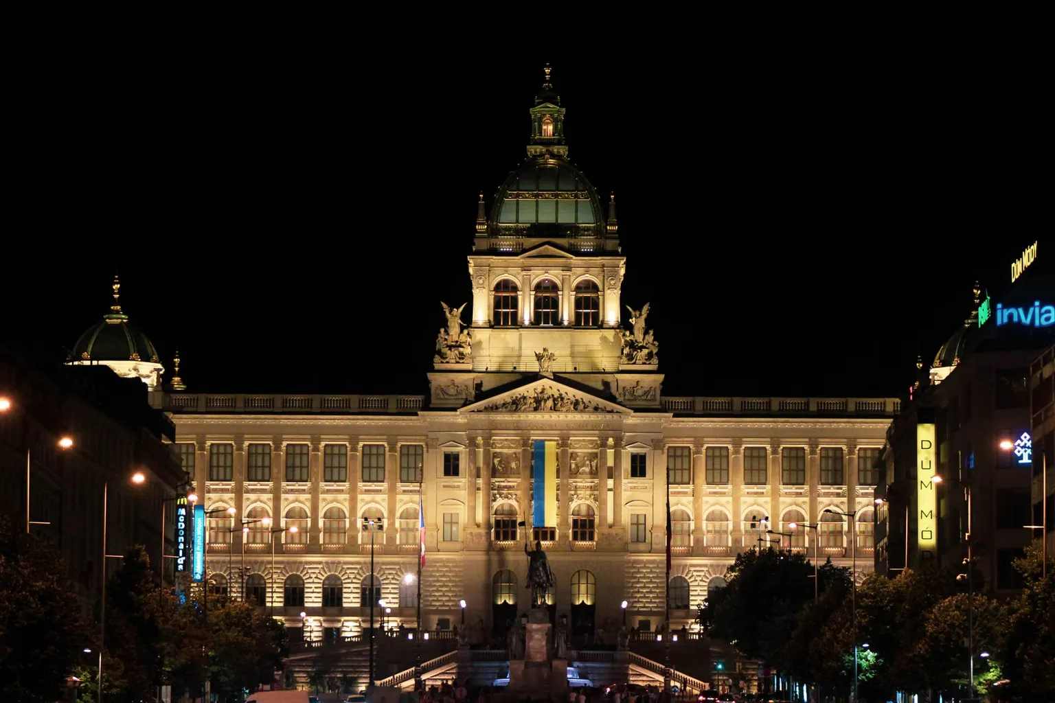 Musée national de Prague : l'impact du billet en ligne