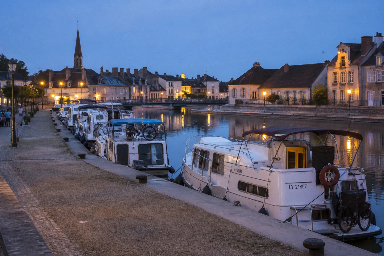 Œnotourisme en Bourgogne : pourquoi vos hôtes sont prêts à dépenser plus