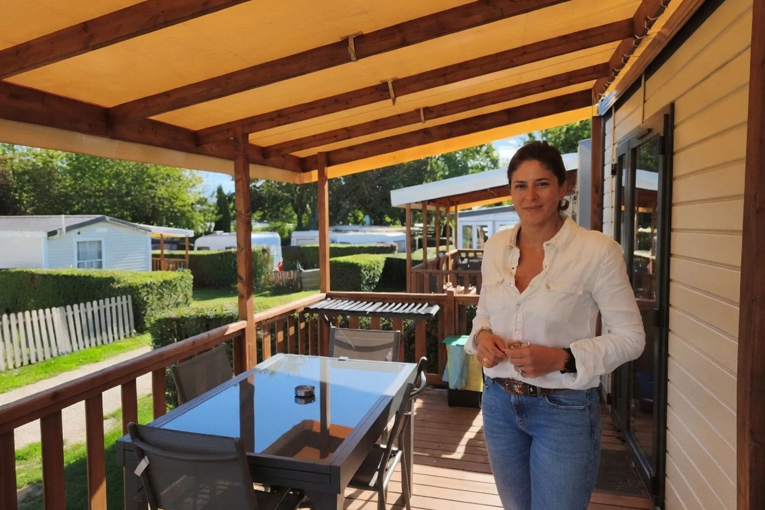 Reconversion réussie : comment Amélie Delacour a transformé un camping à Voyennes